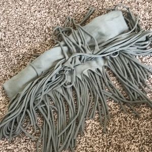 Fringe scarf